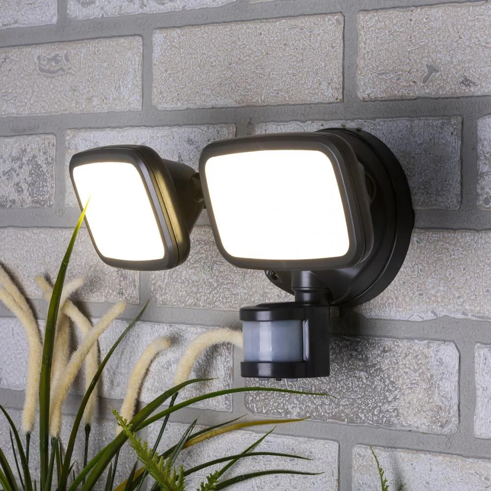 LYNN | LED Outdoor Twin Wall Spot Flood Light | 20W 1250lm | IP65 | Grey | PIR Motion Sensor